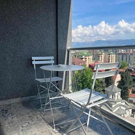 Amazing View-centrally Located-brand New